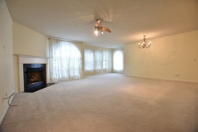 Photo - Stunning 2 bedroom/2 bath condo at Mill Pond