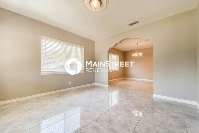 Photo - 3 Bedroom Pet-Friendly Home in Tampa, FL w...