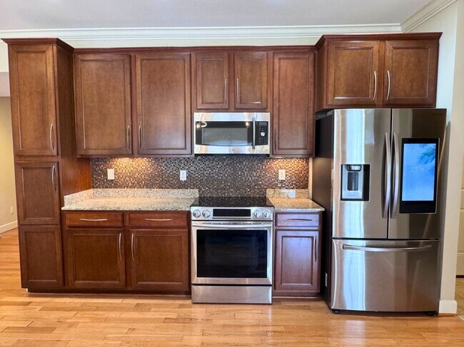 2416 Boulder Springs Dr