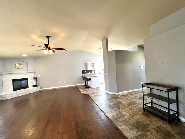 Photo - 427 Woodlands Meadow Ct