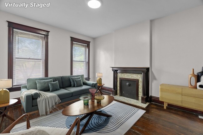 2042-2044 RUSSELL BLVD