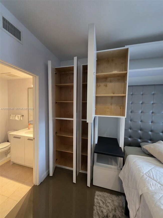 Photo - 1060 Brickell Ave Unit 2201