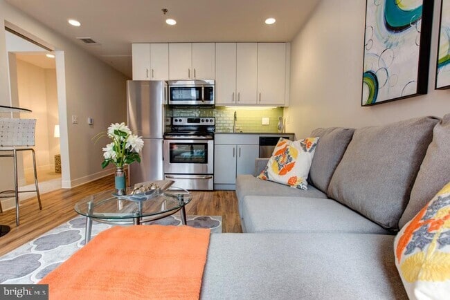 Building Photo - 42 S 15th St Unit 0B-0609 Rental