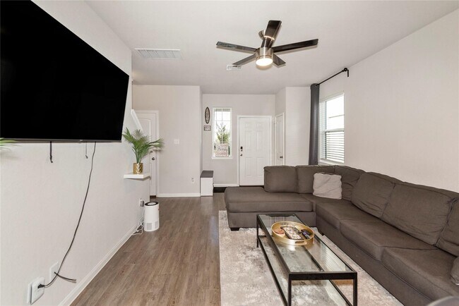 Photo - 3544 Wooded Ln
