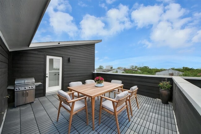 Photo - 4608 Coke St