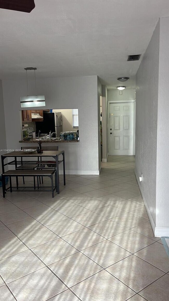 Photo - 940 NW 104th Ave Unit 203