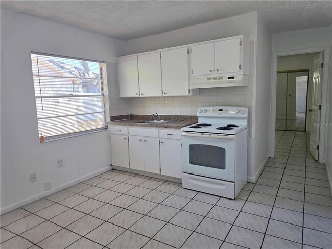 Photo - 3422 W Abdella St