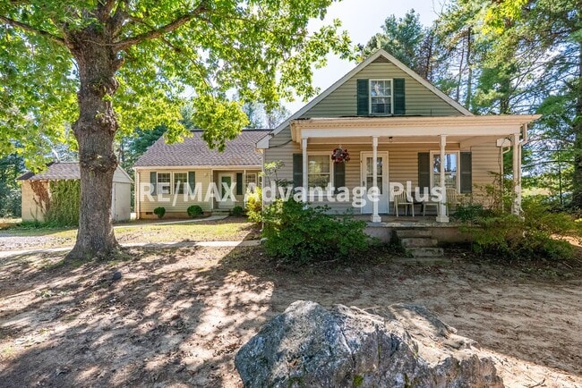 Building Photo - 3753 Back Hampden Sydney Rd Unit B