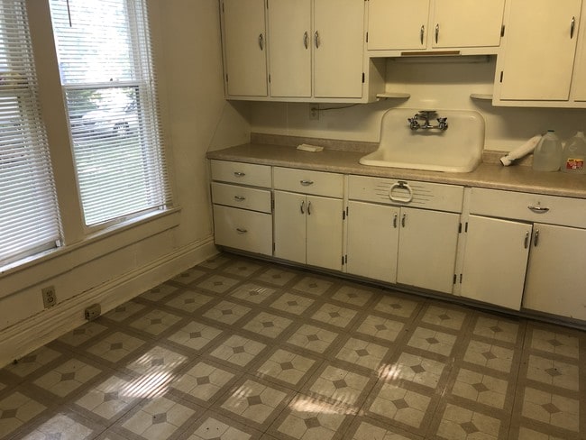 Photo - 2839 N 50th St Unidad 2