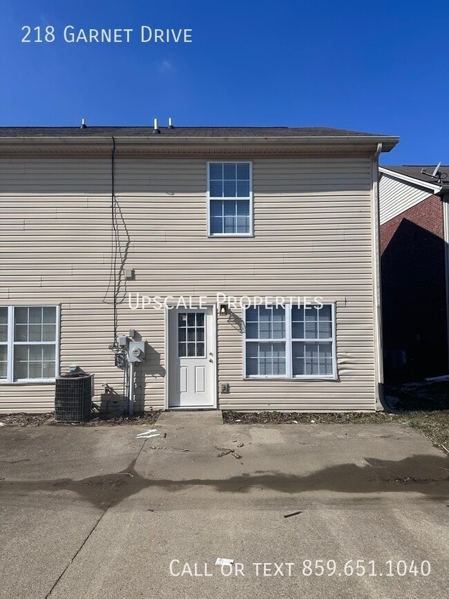 Photo - 218 Garnet Dr