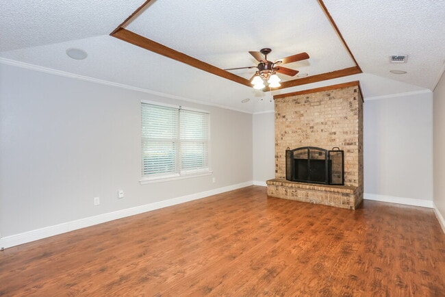 Photo - 7212 Elderberry Ln