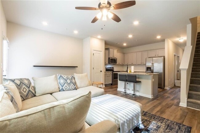 Photo - 3006 Bayrose Cir