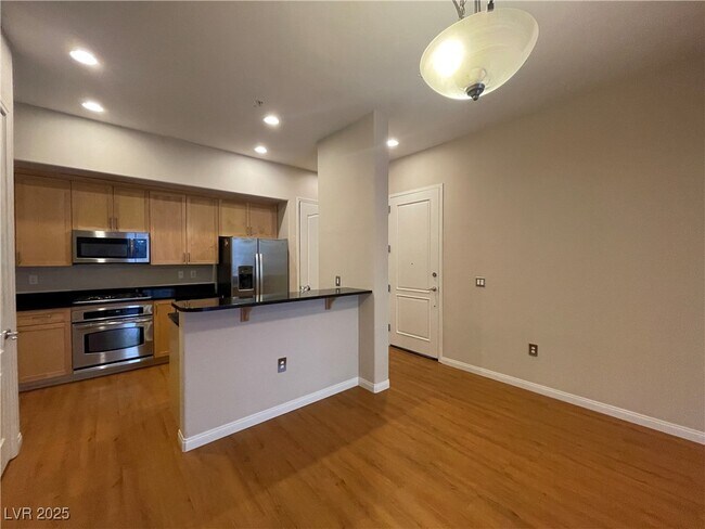 Photo - 68 E Serene Ave Unidad 225