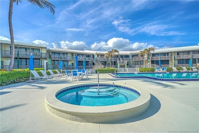 Photo - 2355 NE Ocean Blvd Unidad 24A