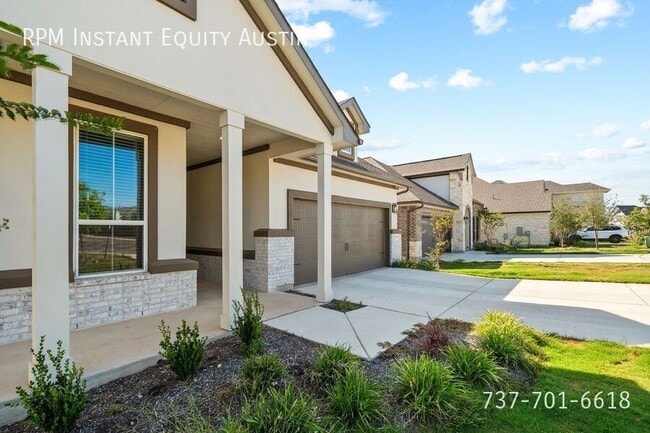 Photo - 124 Millbend Rd
