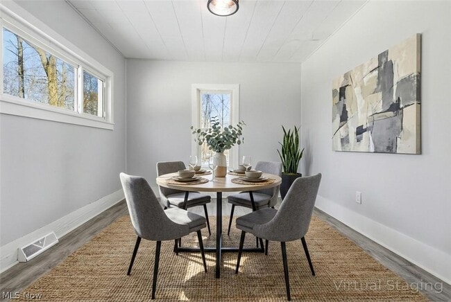 Photo - 1729 E 26th St