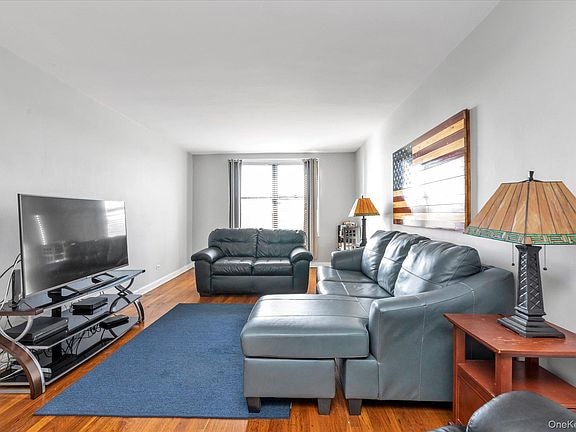 Photo - 83-40 Austin St Unidad 112