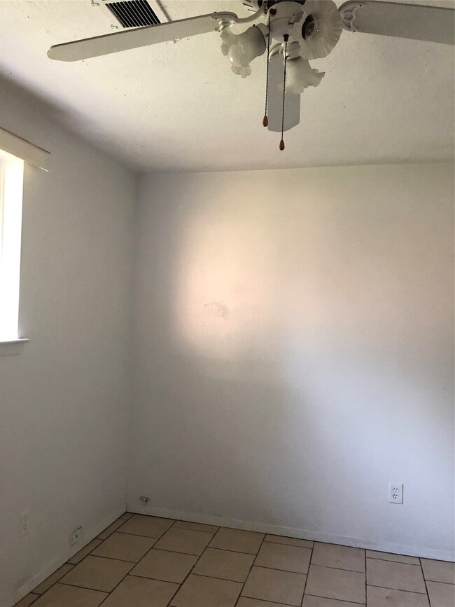 Photo - 11103 Sharpview Dr