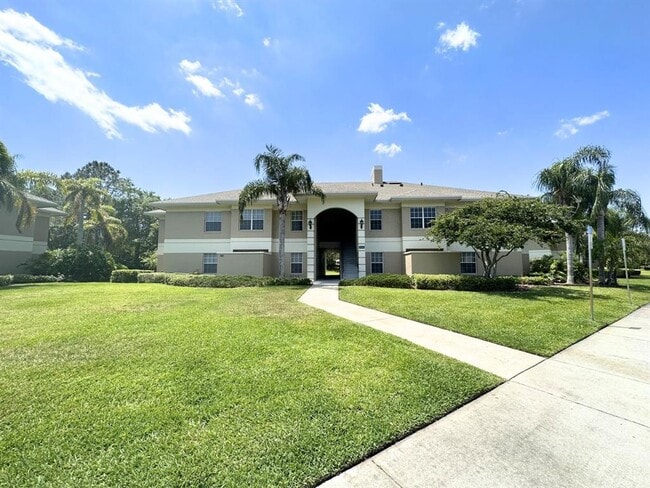 Building Photo - 1003 Eagle Pond Dr Unit 1003