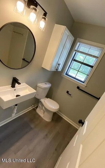 Photo - 160 Wildwood Cir