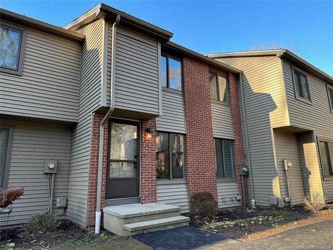 Building Photo - 26 Conestoga Way Unit 26 Rental