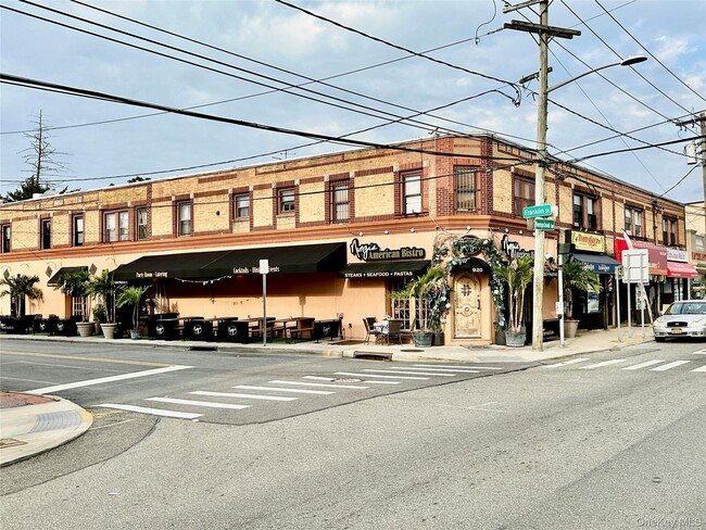 Building Photo - 918 Hempstead Turnpike Unit 6