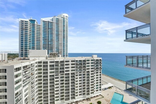 Photo - 3535 S Ocean Dr Unidad 1703