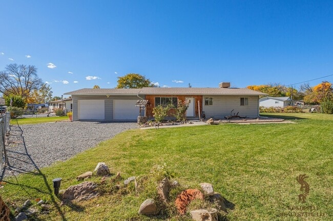 Photo - 659 Middleridge Dr