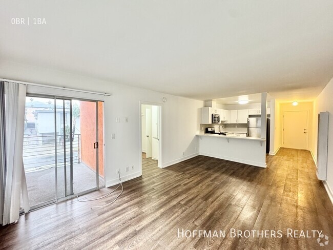 Building Photo - 5128 De Longpre Ave Unit 1A Rental