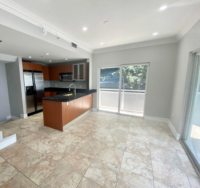 Photo - 235 SW 17th Rd