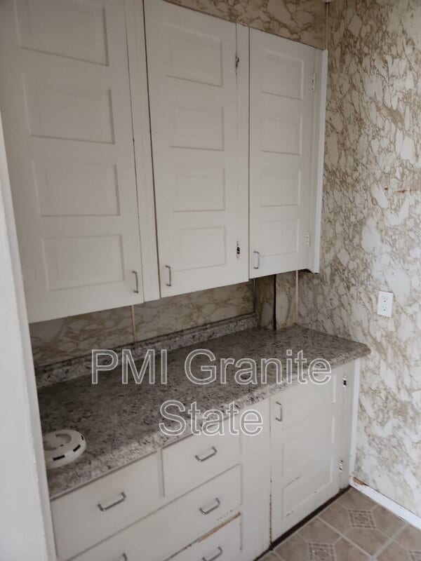 Photo - 7 Paige Ave