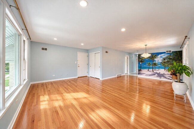 Photo - 8608 W Carmen Ave