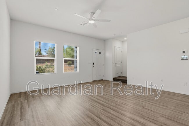 Photo - 503 Blue Ridge Cove Ct