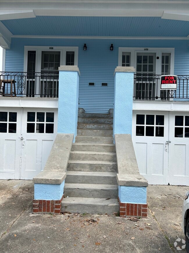Building Photo - 821 Leontine St Unit 821 Rental