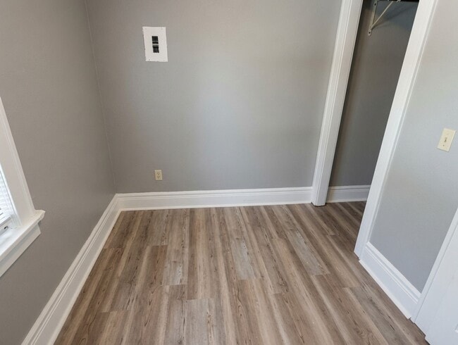 Photo - 931 Smith Ave S Unit 931 1/2 Smith Ave
