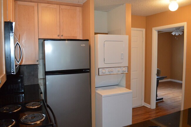 Photo - 2 Bedroom, 2 Bathroom Apartment in Cedarwood Unidad 1403