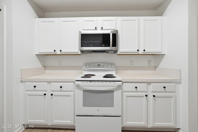 Photo - 6081 Maggies Cir Unit 104