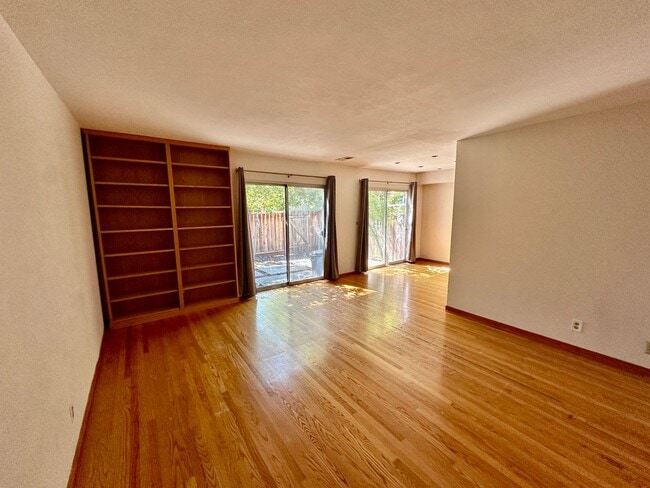 Photo - Convenient and Private Townhome