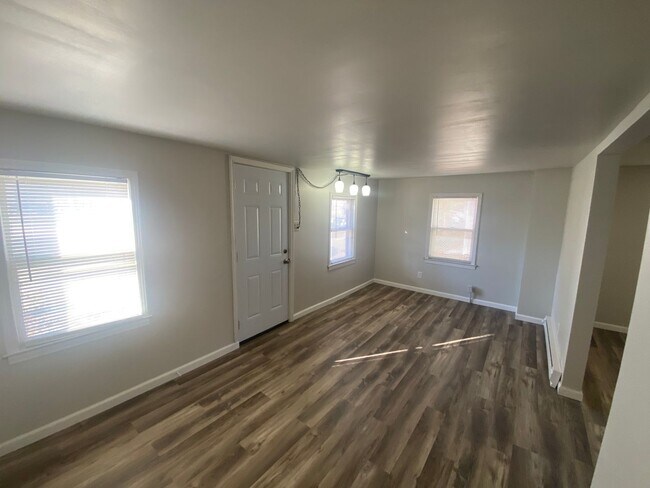 Photo - Super Cute Renovated 1 Bedroom House!