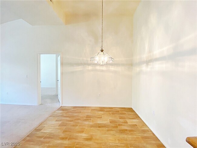 Photo - 3481 Desert Cliff St Unidad 203