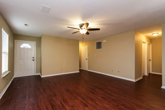 Photo - 2174 Providence Dr