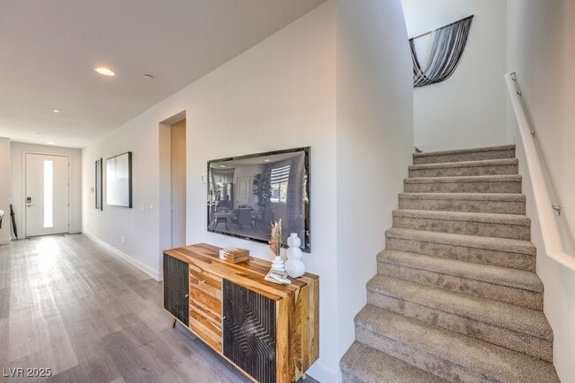 Photo - 9420 Titania Dawn St