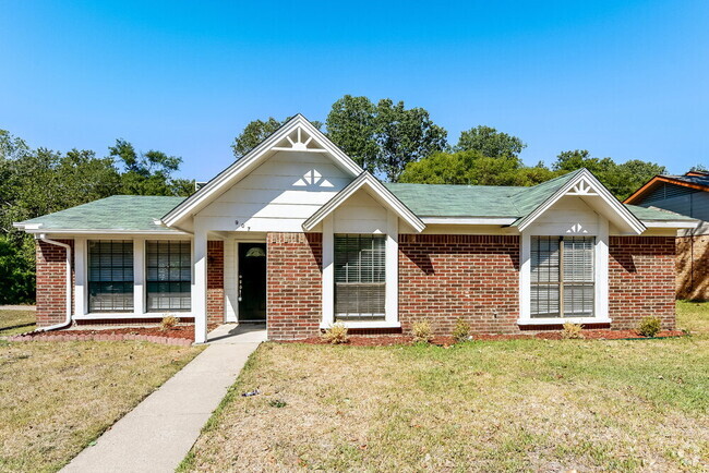 Building Photo - 907 Cedar Run Dr Rental