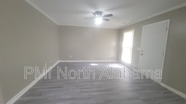 Photo - 1502 Barrington Rd NW Unit Apt A