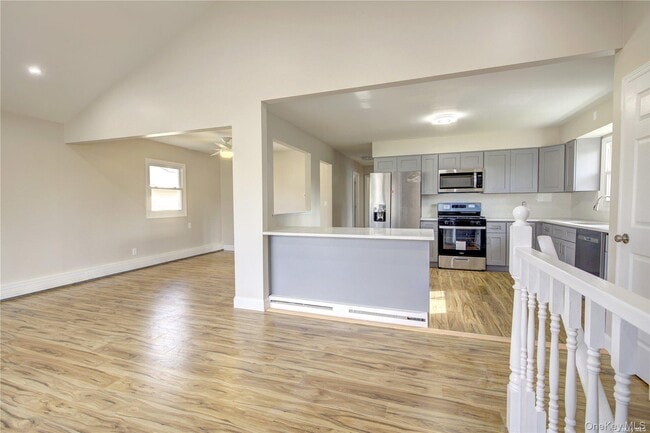 207 Catherine Ave