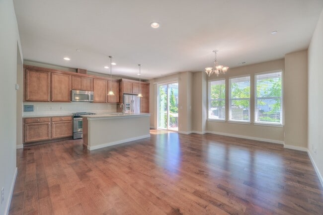 Photo - Spacious Brick and Wood Home in Issaquah