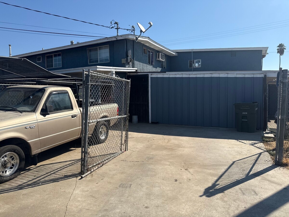 Photo - 343 Rio Grande Ave Unidad A