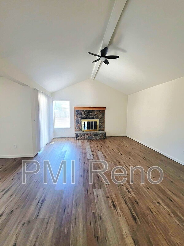 Photo - 1372 Laser Ct