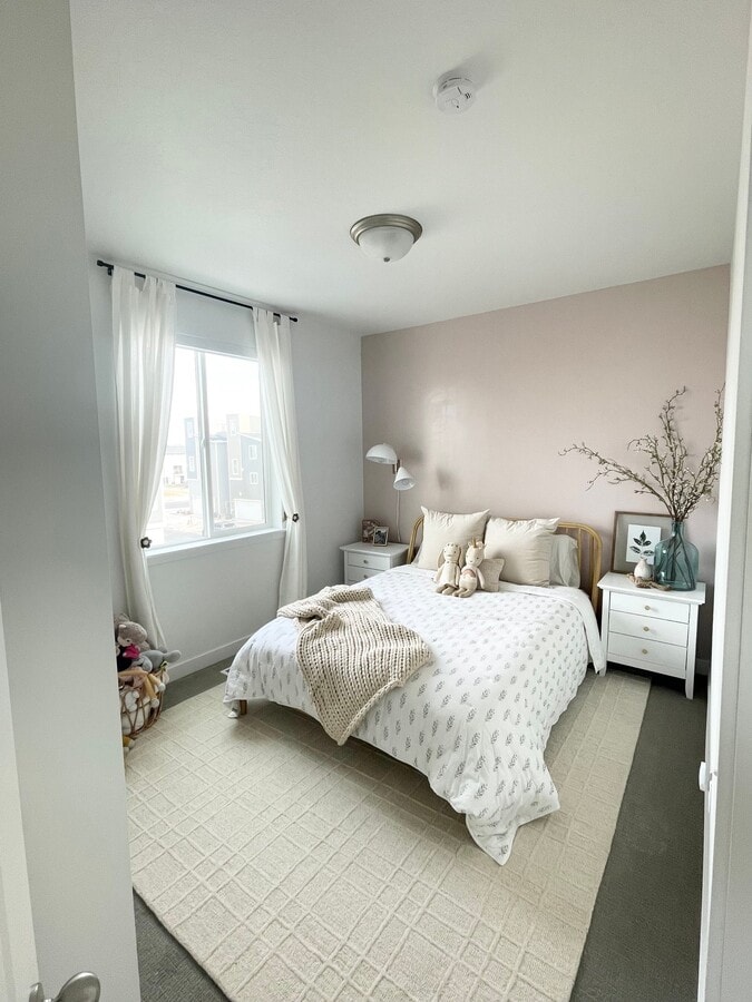 Photo - 602 E 430 S