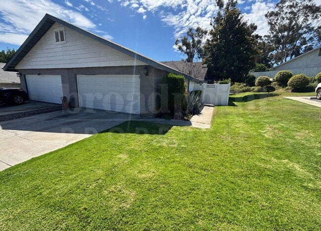 Building Photo - 1158 Corral Glen Rental